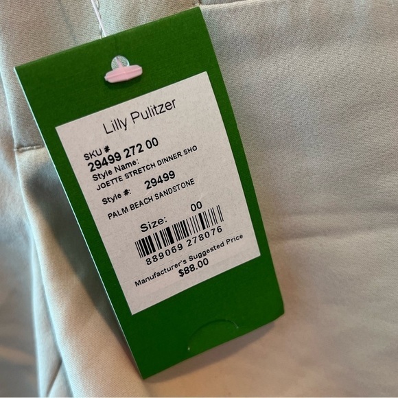 NWT Lilly Pulitzer Joette Stretch Dinner Shorts in Palm Beach Sandstone - Picture 6 of 16